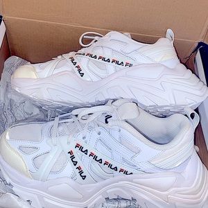 FILA Electrove 2 Woman’s Shoes; size 6 1/2.  Near new condition.